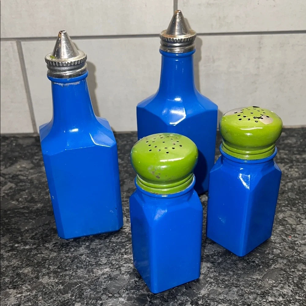 GEMCO Blue and Green Condiment Bottle Set Salt and Pepper/ Oil and Vinegar